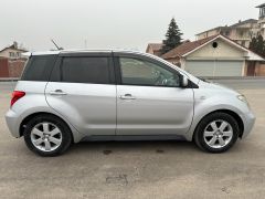 Photo of the vehicle Toyota Ist