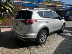 Сүрөт унаа Toyota RAV4