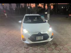 Photo of the vehicle Toyota Prius c