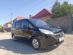 Фото авто Honda Stepwgn