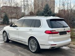 Фото авто BMW X7