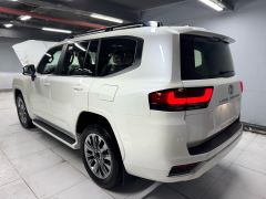 Photo of the vehicle Toyota Land Cruiser