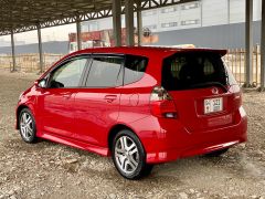 Фото авто Honda Jazz