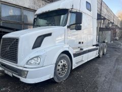 Фото авто Volvo VNL