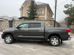 Photo of the vehicle Toyota Tundra