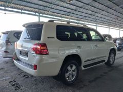 Photo of the vehicle Toyota Land Cruiser