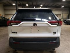 Сүрөт унаа Toyota RAV4