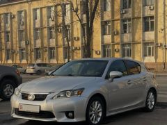 Photo of the vehicle Lexus CT