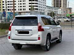 Photo of the vehicle Lexus GX