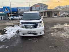 Сүрөт унаа Toyota Alphard