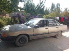 Photo of the vehicle Audi 100