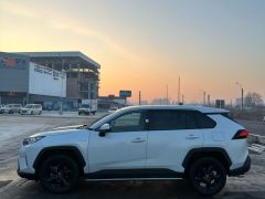 Сүрөт унаа Toyota RAV4