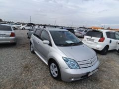 Photo of the vehicle Toyota Ist