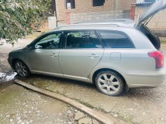 Сүрөт унаа Toyota Avensis