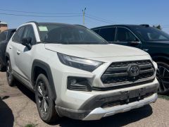 Сүрөт унаа Toyota RAV4