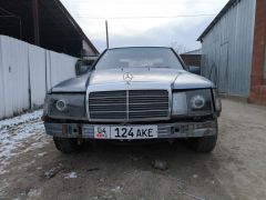 Photo of the vehicle Mercedes-Benz W124