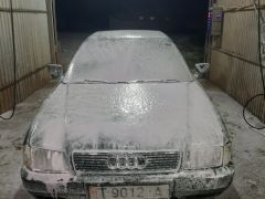 Photo of the vehicle Audi 80