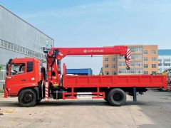 Photo of the vehicle Dongfeng EQ 1168 GLJ2