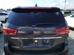 Photo of the vehicle Kia Carnival