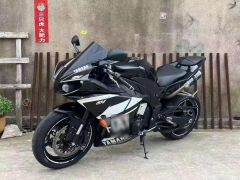 Photo of the vehicle Yamaha YZF-R1