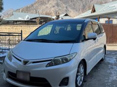 Photo of the vehicle Toyota Estima