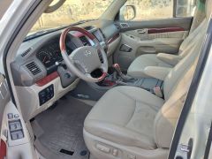 Photo of the vehicle Lexus GX