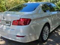 Photo of the vehicle BMW 5 Series