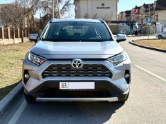 Сүрөт унаа Toyota RAV4