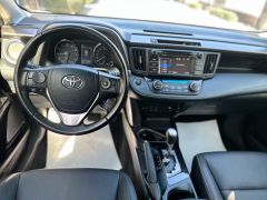 Сүрөт унаа Toyota RAV4