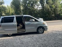 Фото авто Toyota Alphard