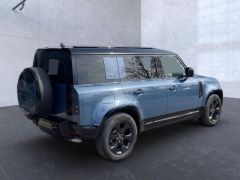 Photo of the vehicle Land Rover Defender