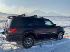 Сүрөт унаа Toyota Sequoia