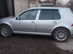 Фото авто Volkswagen Golf