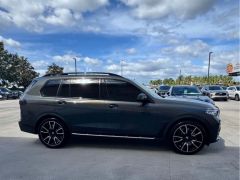 Photo of the vehicle BMW X7