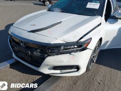 Фото авто Honda Accord