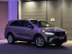 Сүрөт унаа Kia Sorento