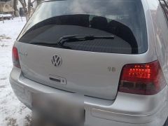 Фото авто Volkswagen Golf