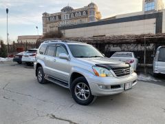 Photo of the vehicle Lexus GX