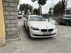 Photo of the vehicle BMW 5 Series