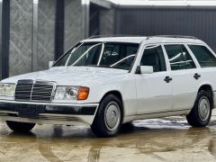 Фото авто Mercedes-Benz W124