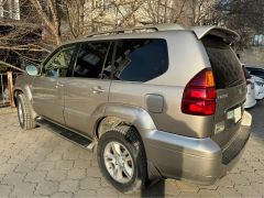 Photo of the vehicle Lexus GX