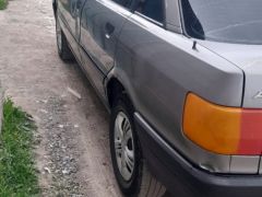 Photo of the vehicle Audi 80