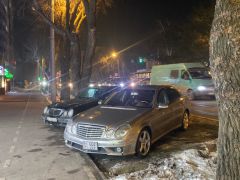 Фото авто Mercedes-Benz E-Класс