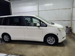 Фото авто Honda Stepwgn