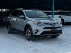 Сүрөт унаа Toyota RAV4