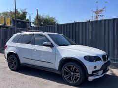 Photo of the vehicle BMW X5