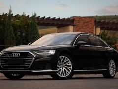 Photo of the vehicle Audi A8