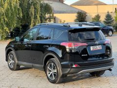 Сүрөт унаа Toyota RAV4