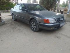 Photo of the vehicle Audi 100