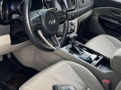 Фото авто Kia Carnival